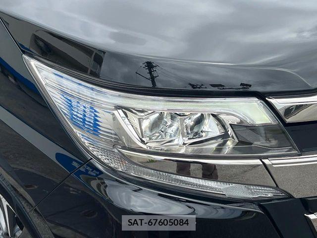 Toyota NOAH 2020-07 8881198-13