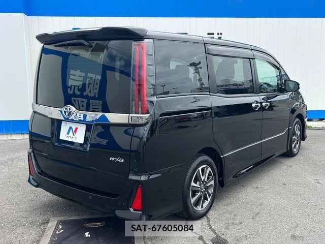 Toyota NOAH 2020-07 8881198-17