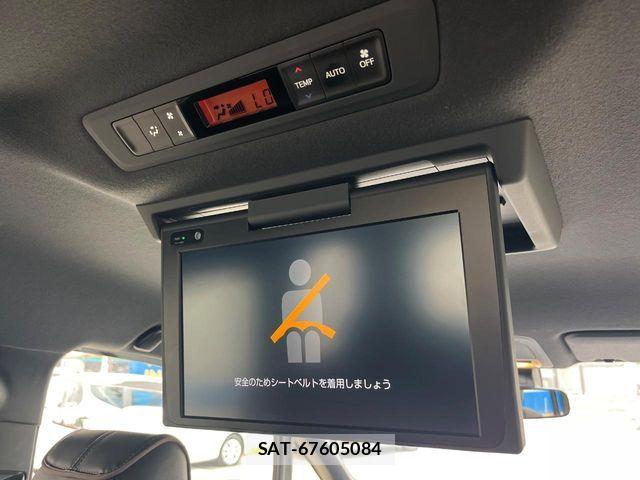 Toyota NOAH 2020-07 8881198-4
