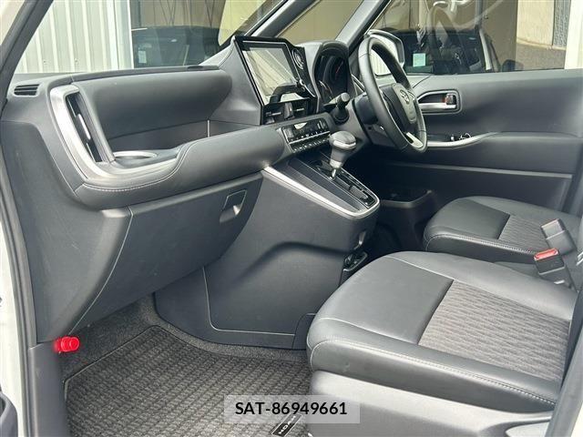 Toyota NOAH 2025-06 8881196-12