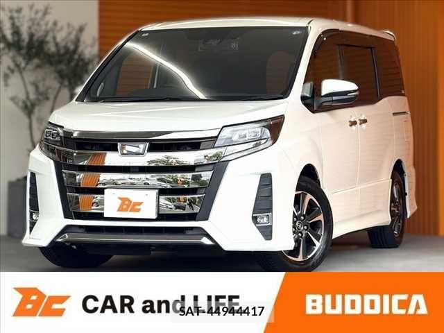 Toyota NOAH 2018-07 8884059-0