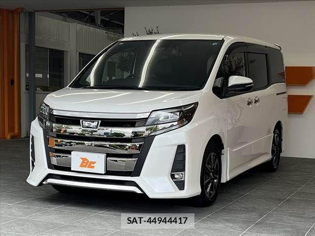Toyota NOAH 2018-07 8884059-9