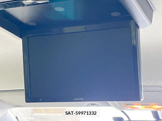 Toyota NOAH 2015-03 8884061-4