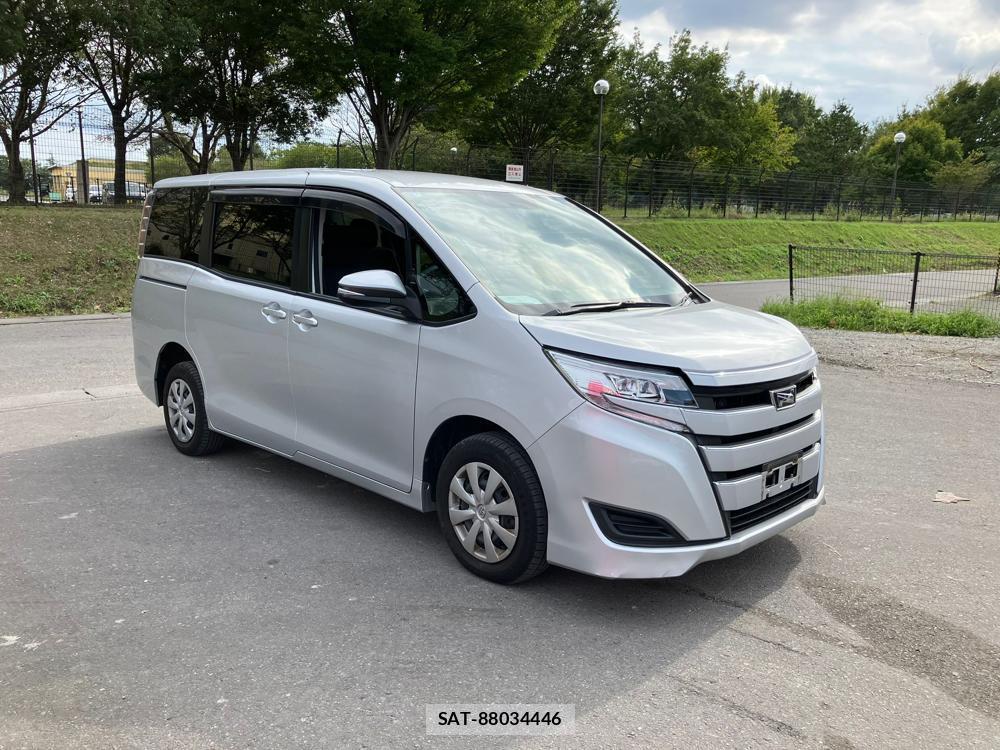 Toyota NOAH 2018 1277654-0