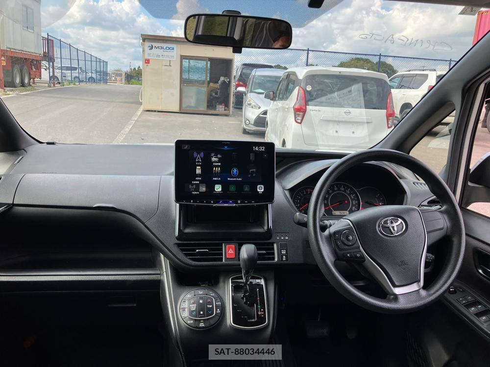 Toyota NOAH 2018 1277654-12