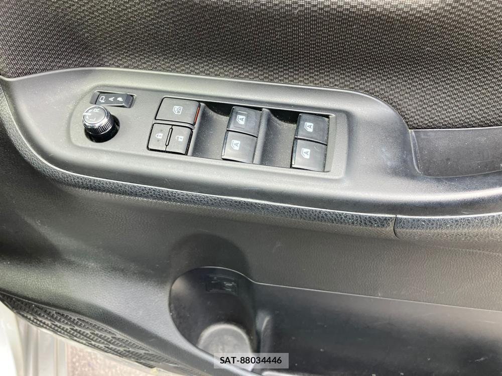 Toyota NOAH 2018 1277654-24