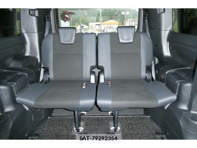 Toyota NOAH 2021-07 1413905-10