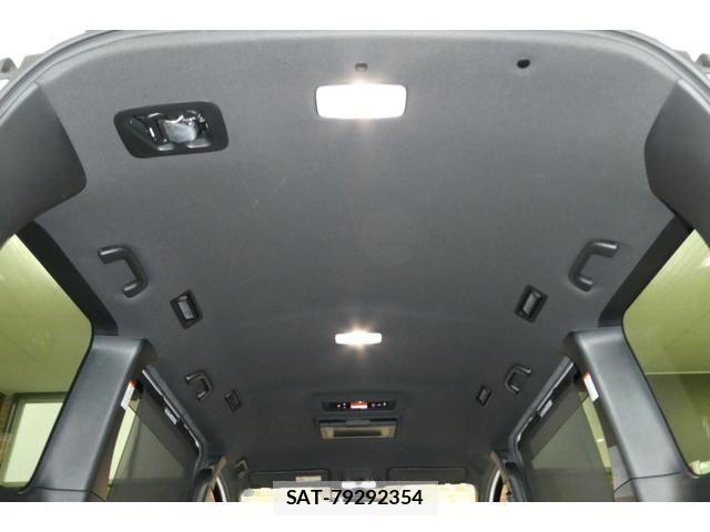 Toyota NOAH 2021-07 1413905-13