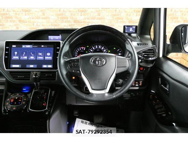Toyota NOAH 2021-07 1413905-18