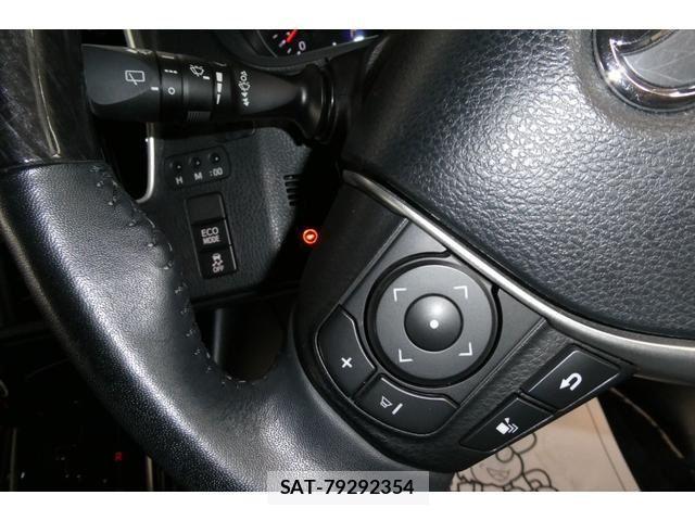 Toyota NOAH 2021-07 1413905-25
