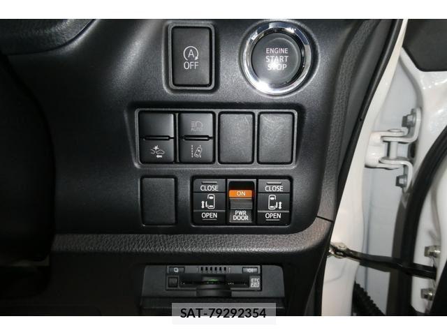 Toyota NOAH 2021-07 1413905-27