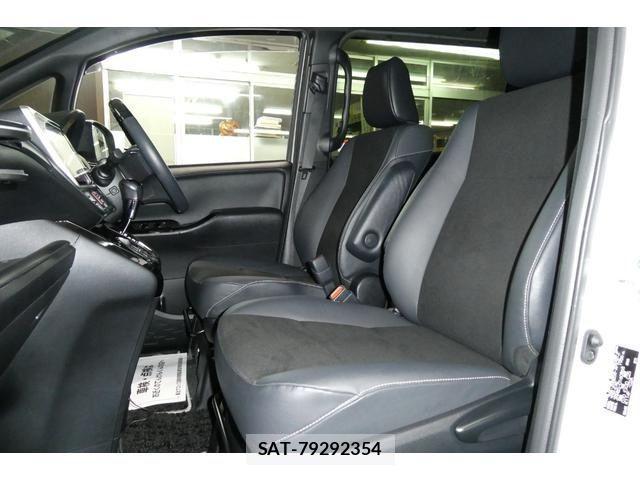 Toyota NOAH 2021-07 1413905-6
