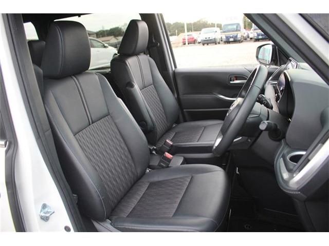 Toyota NOAH 2023-01 3678210-19