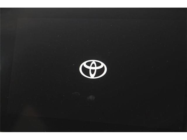 Toyota NOAH 2023-01 3678210-23