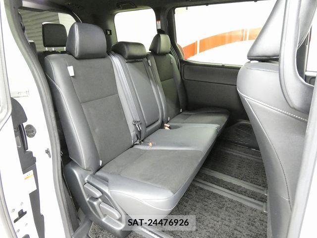 Toyota NOAH 2021-03 4242578-21