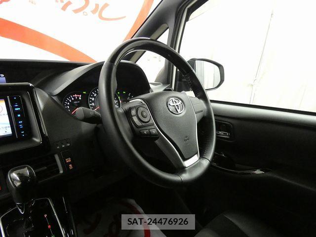 Toyota NOAH 2021-03 4242578-24