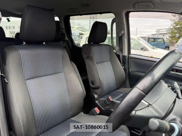 Toyota NOAH 2016-12 5874143-11