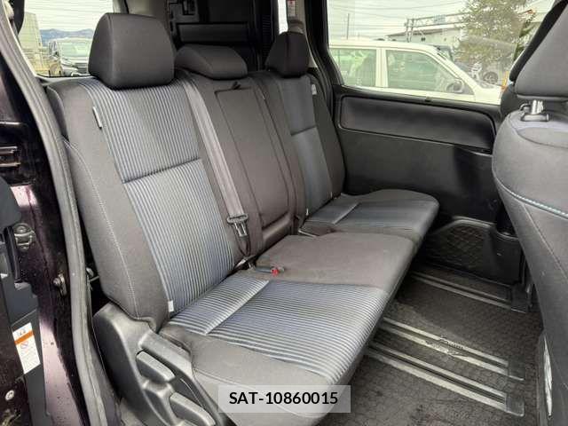 Toyota NOAH 2016-12 5874143-12