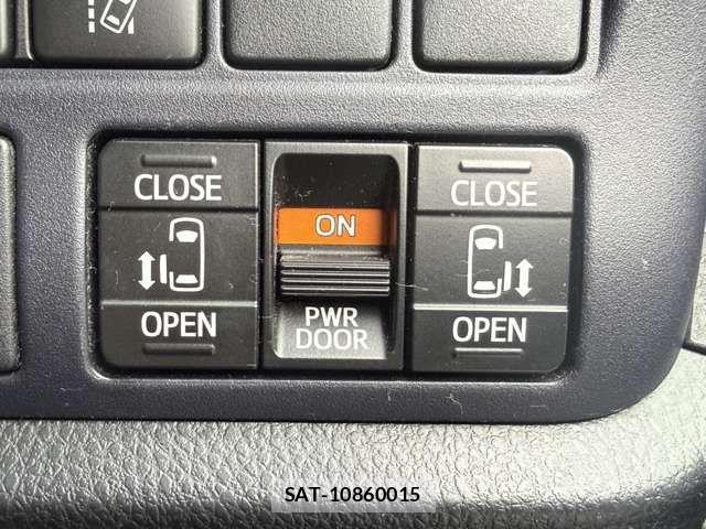 Toyota NOAH 2016-12 5874143-5