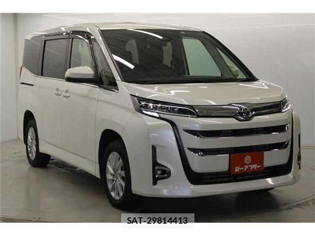 Toyota NOAH 2023-03 5874141-2