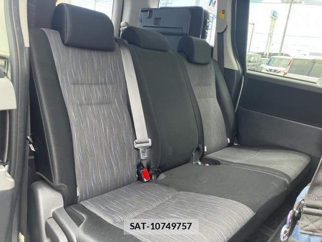 Toyota NOAH 2010-09 6276989-12