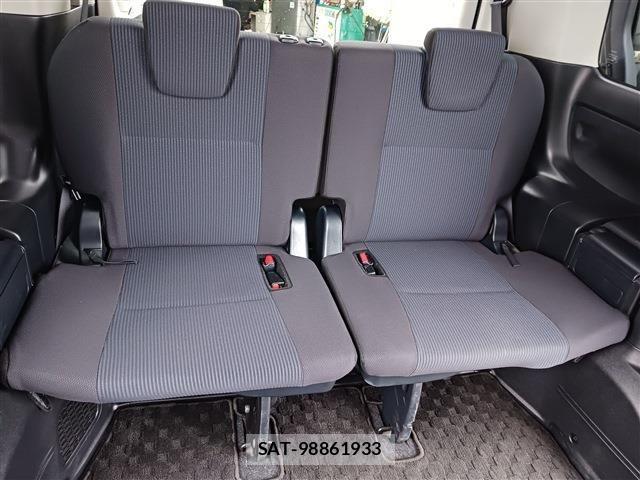 Toyota NOAH 2021-04 6272476-17