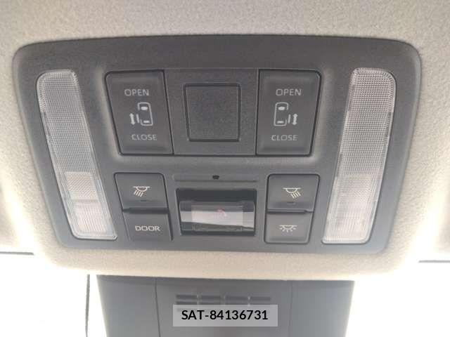 Toyota NOAH 2022-12 6305674-10