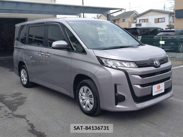 Toyota NOAH 2022-12 6305674-1