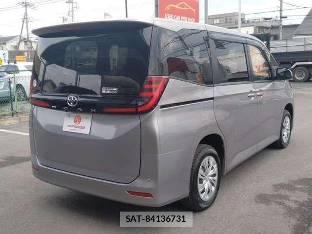 Toyota NOAH 2022-12 6305674-2