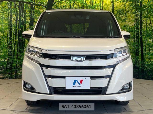 Toyota NOAH 2017-08 6501186-14