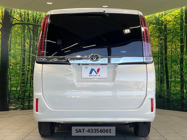Toyota NOAH 2017-08 6501186-15