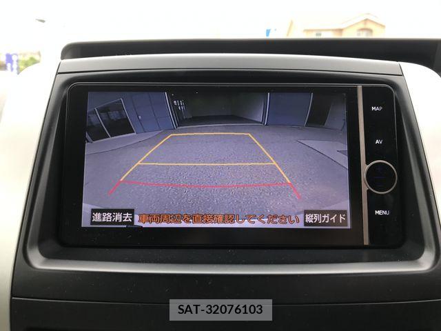 Toyota NOAH 2013-05 6613781-21