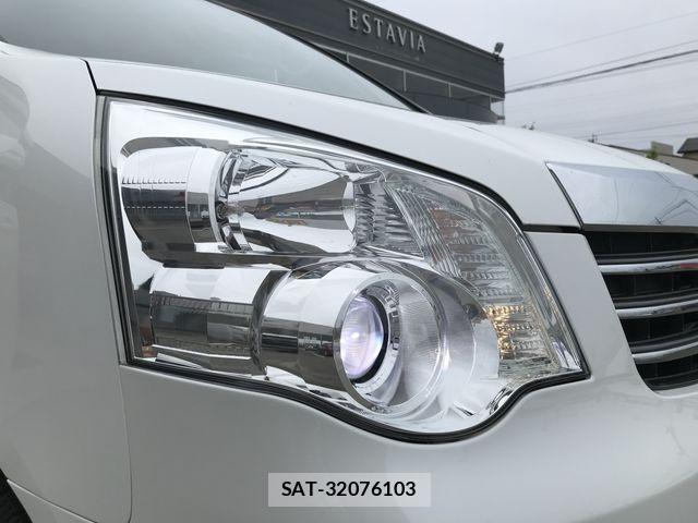 Toyota NOAH 2013-05 6613781-25
