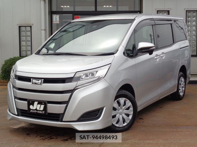 Toyota NOAH 2020-09 6613780-0