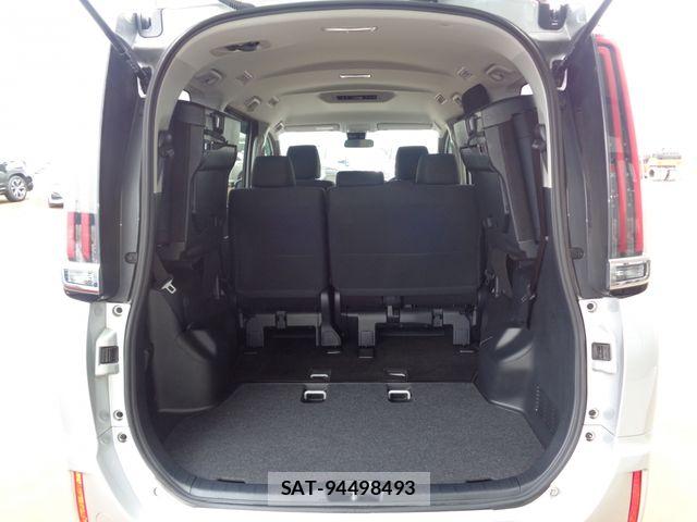 Toyota NOAH 2020-09 6613780-13