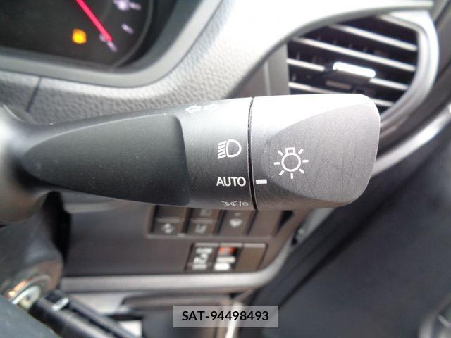 Toyota NOAH 2020-09 6613780-20