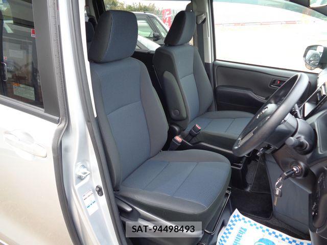 Toyota NOAH 2020-09 6613780-7
