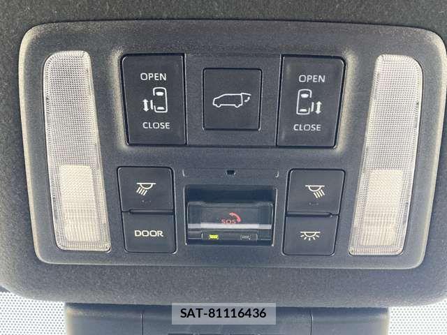 Toyota NOAH 2023-04 6613779-11