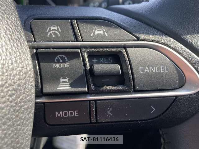 Toyota NOAH 2023-04 6613779-14