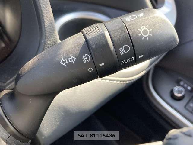 Toyota NOAH 2023-04 6613779-16