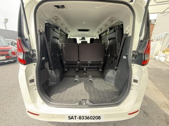 Toyota NOAH 2022-10 6672949-17