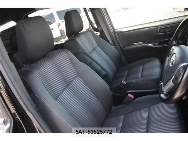Toyota NOAH 2017-11 6682785-29