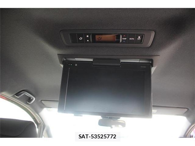 Toyota NOAH 2017-11 6682785-3