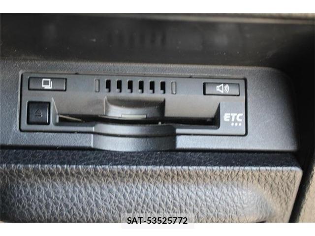 Toyota NOAH 2017-11 6682785-5