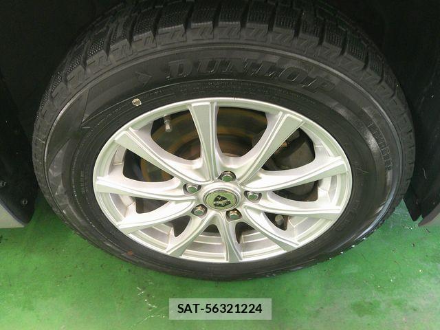 Toyota NOAH 2023-04 6716904-18