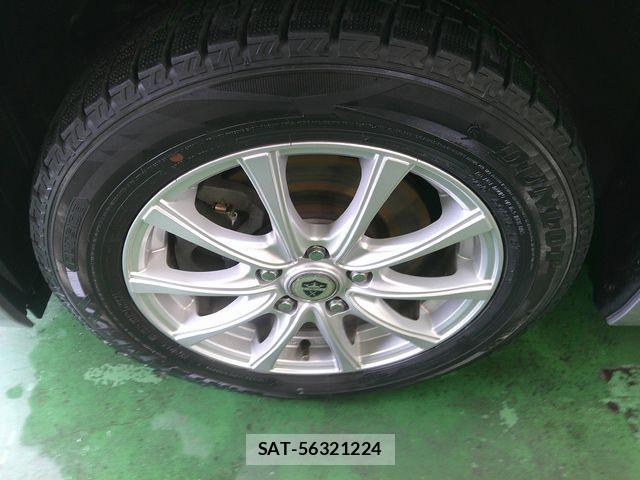 Toyota NOAH 2023-04 6716904-27