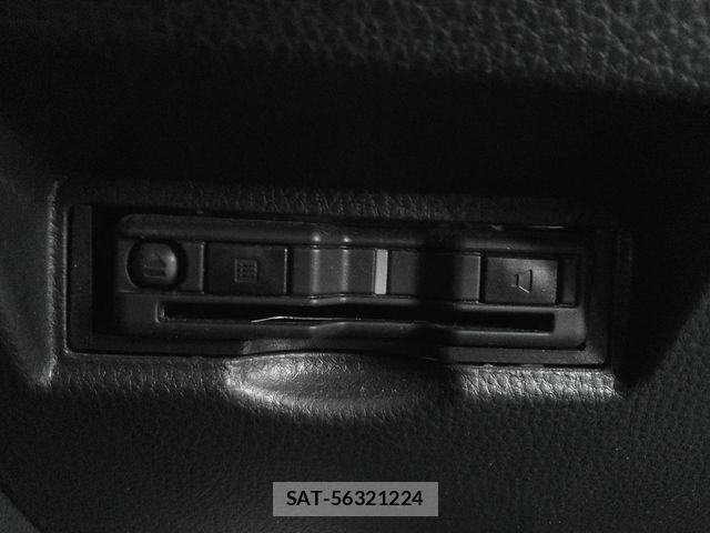 Toyota NOAH 2023-04 6716904-3