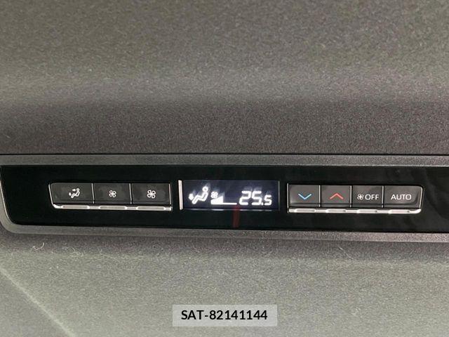 Toyota NOAH 2023-07 6716903-10