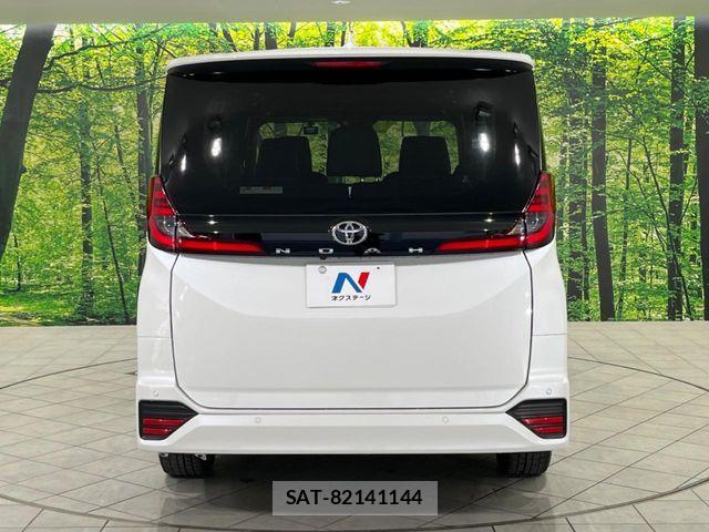 Toyota NOAH 2023-07 6716903-17