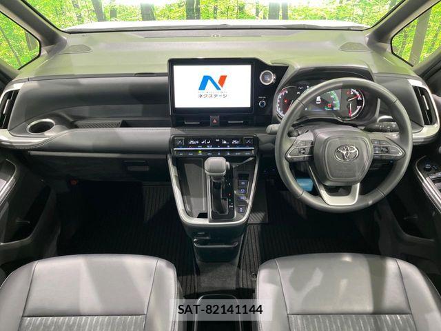 Toyota NOAH 2023-07 6716903-1